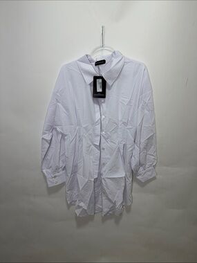 White Button-Up Shirt - Classic Collar